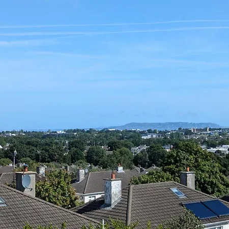 Bright 2bd Family With Hidden Zen Den & Garden Daire Dublin