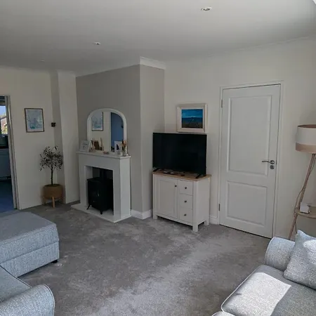 Bright 2bd Family With Hidden Zen Den & Garden Daire *
