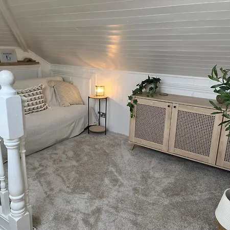 Διαμέρισμα Bright 2bd Family With Hidden Zen Den & Garden Δουβλίνο